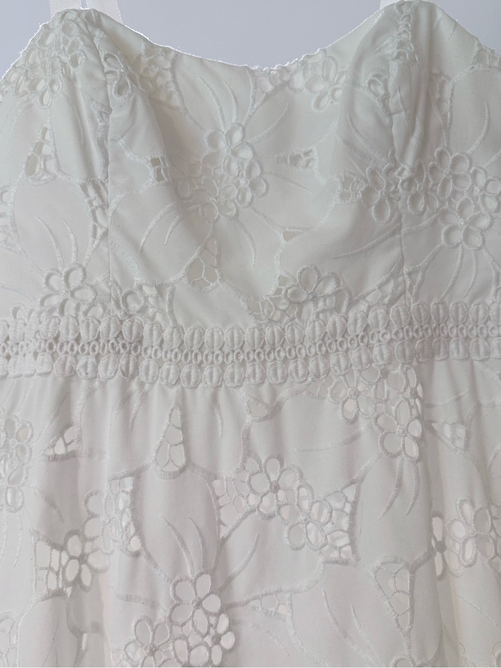 Lilly Pulitzer Eyelet Fawn Midi Dress in Resort White - Picture 4 of 6